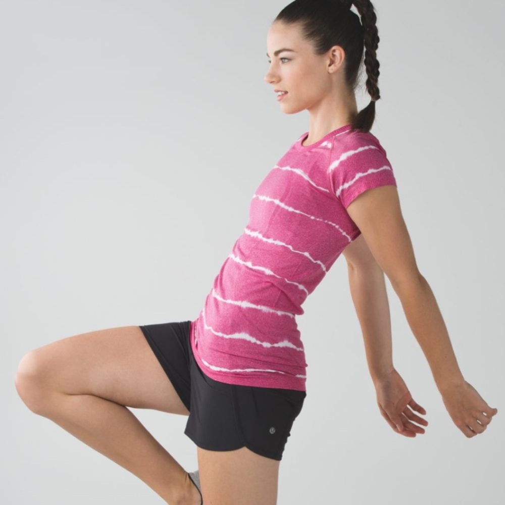 Lululemon Swiftly Tech Short Sleeve Crew | Cranberry